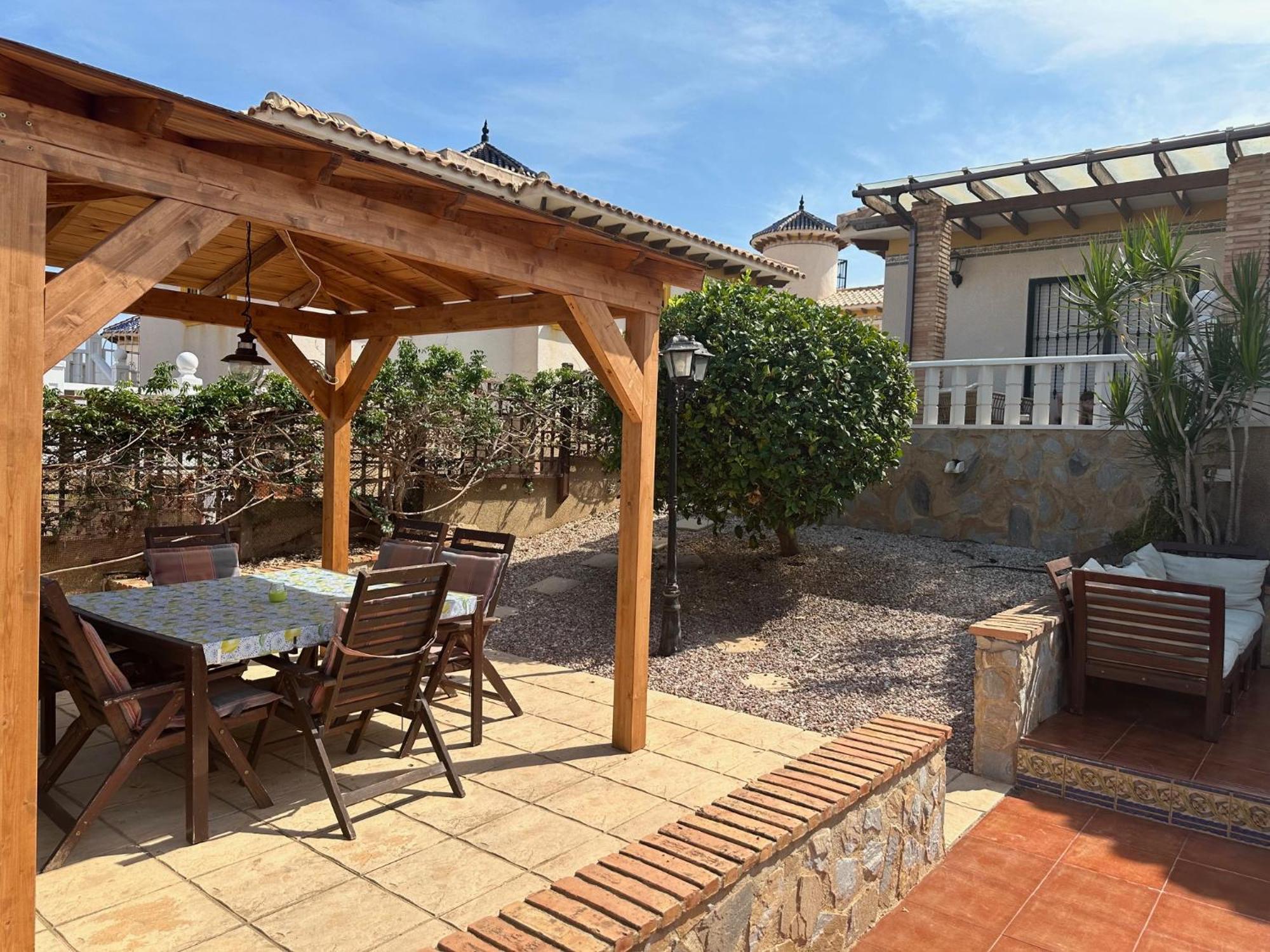 Casa Lilly-Rose, A Beautiful 3 Bedroom Detached Villa A Short Walk To The Villamartin Plaza & Golf Course Exterior foto